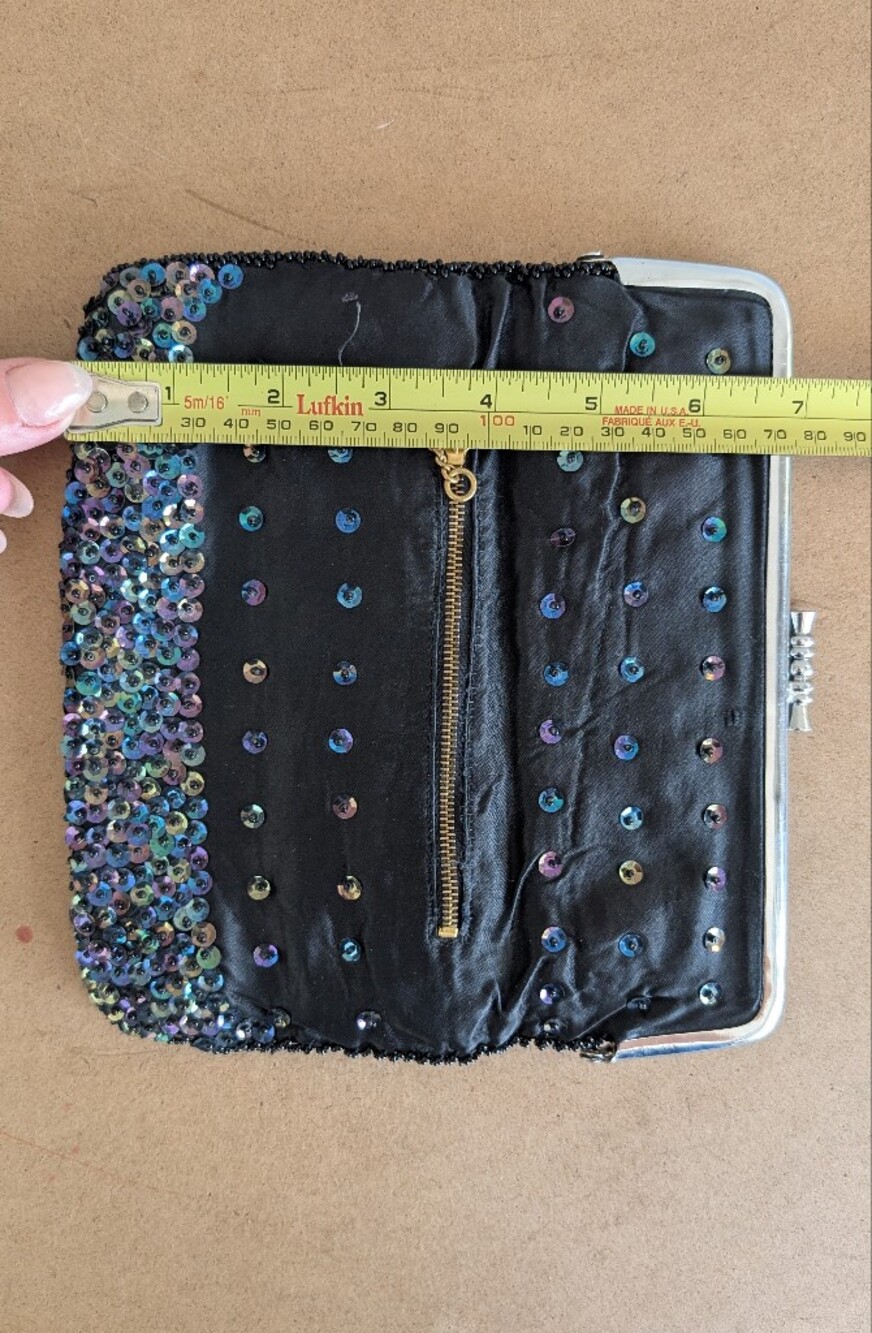 Vintage Evening Bag, Made In Honk Kong Black Iridescent Sequins Kiss Lock Clutch - Picture 13 of 16